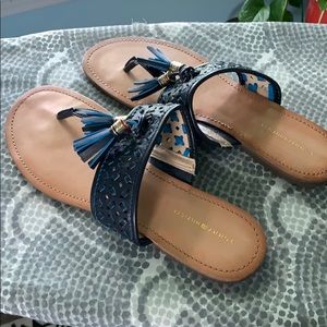 NWOT Tommy Hilfiger navy tassel sandals